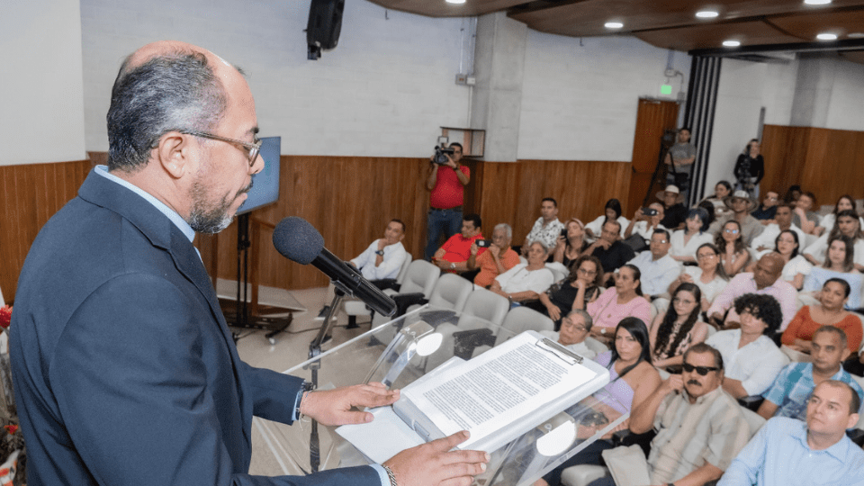 Mario Sánchez Arteaga Presidente del Premio